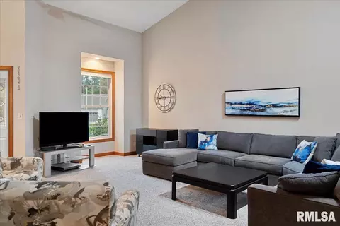 2550 Chapel Hill Dr, Springfield, IL 62702 photo 10