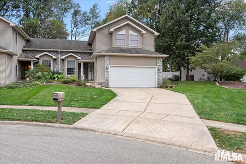 2550 Chapel Hill Dr, Springfield, IL 62702