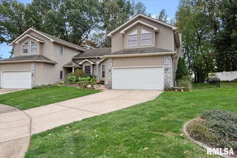 2550 Chapel Hill Dr, Springfield, IL 62702 photo 2