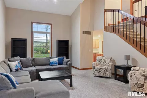 2550 Chapel Hill Dr, Springfield, IL 62702 photo 7