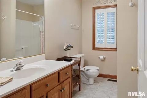 2550 Chapel Hill Dr, Springfield, IL 62702 photo 46