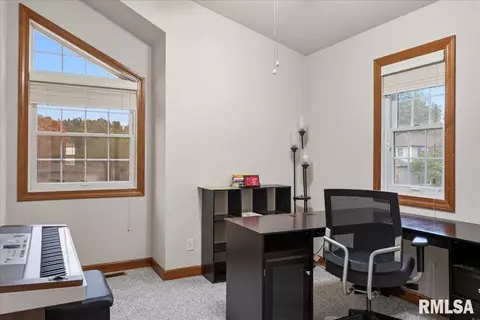 2550 Chapel Hill Dr, Springfield, IL 62702 photo 15