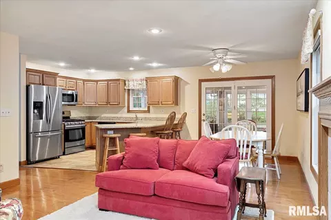 2550 Chapel Hill Dr, Springfield, IL 62702 photo 34