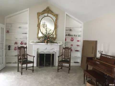 1508 W Lake Dr, Springfield, IL 62712 photo 5