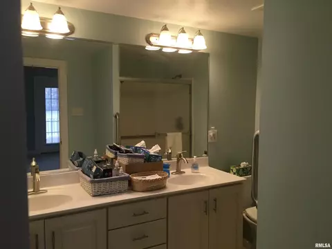 1508 W Lake Dr, Springfield, IL 62712 photo 16