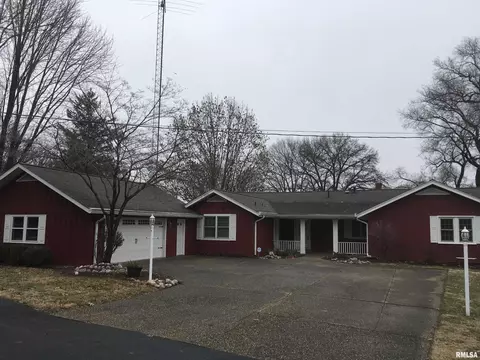 1508 W Lake Dr, Springfield, IL 62712