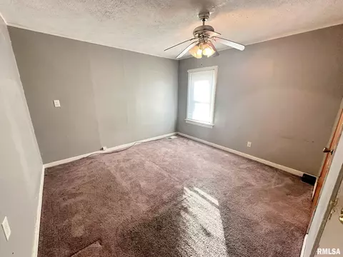 1953 S 16th St, Springfield, IL 62703 photo 7