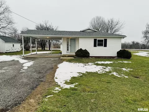 404 N Oak St, Loraine, IL 62349