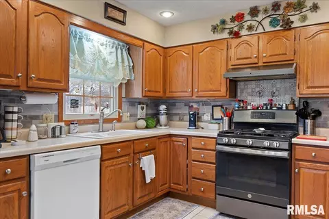 762 Shoshoni Dr, Springfield, IL 62711 photo 12