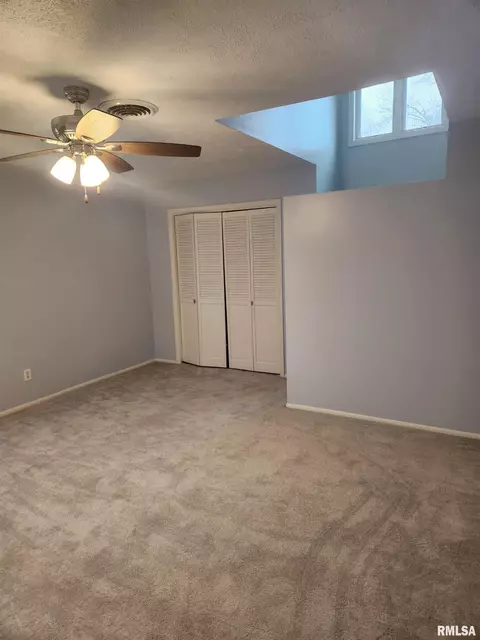 46 Country Pl, Springfield, IL 62703 photo 8