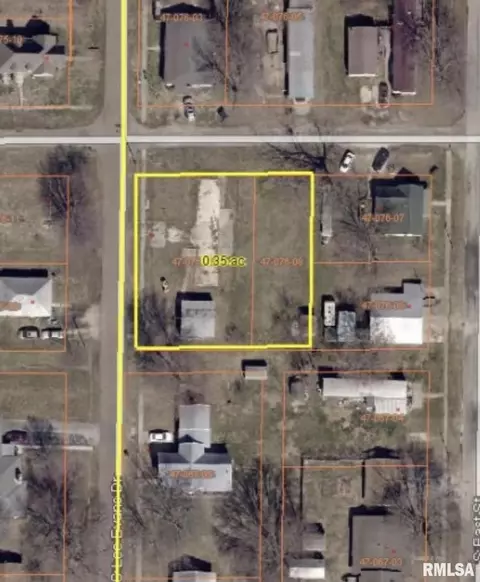 310 S Lee Evans Dr, Hull, IL 62343