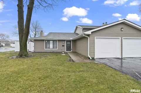 98 Brookside Pl, Springfield, IL 62704 photo 2