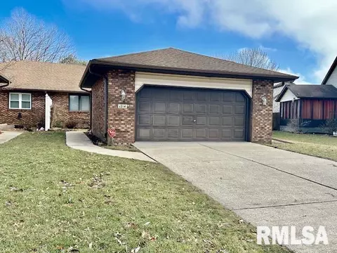 1714 Devonwood Dr, Springfield, IL 62704