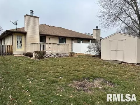 1714 Devonwood Dr, Springfield, IL 62704 photo 17