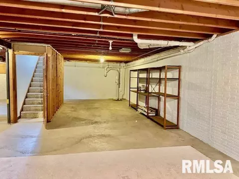 1714 Devonwood Dr, Springfield, IL 62704 photo 25