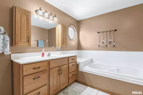1100 Post Rd, Springfield, IL 62712 photo 21