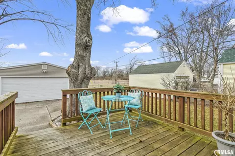 Exterior - 2857 S 3rd St, Springfield, IL 62703 photo 11 of 11