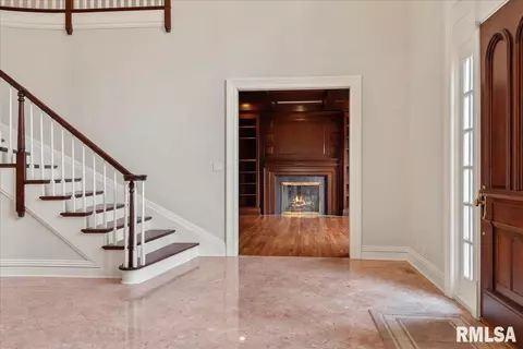 1855 S Wiggins Ave, Springfield, IL 62704 photo 8