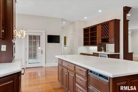 1855 S Wiggins Ave, Springfield, IL 62704 photo 13