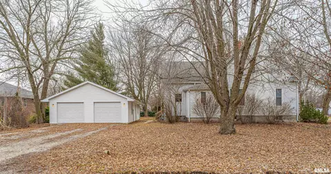 421 Cobleigh St, Emden, IL 62635 photo 3