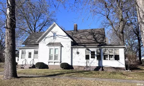 226 S Plum St, Havana, IL 62644