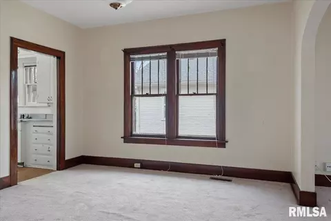 517 Williams St, Springfield, IL 62704 photo 9