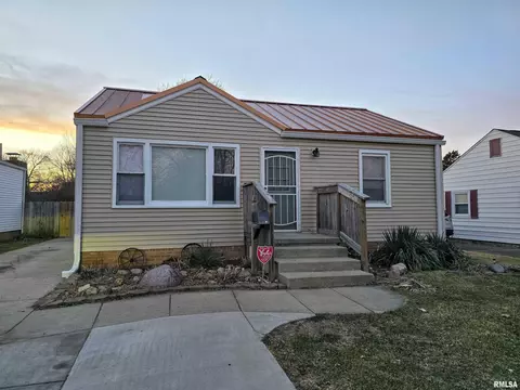 1721 N 22nd St, Springfield, IL 62702