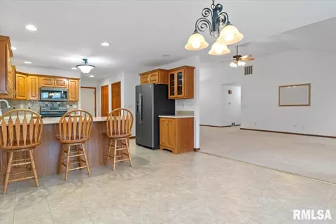 3912 Thackeray Dr, Springfield, IL 62711 photo 11