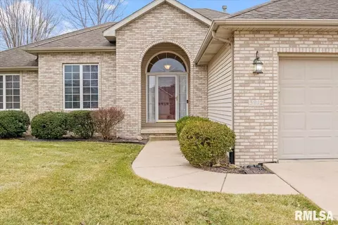3912 Thackeray Dr, Springfield, IL 62711 photo 2