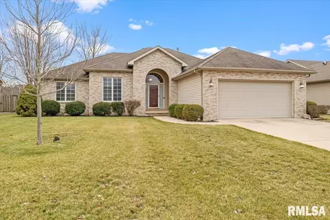 3912 Thackeray Dr, Springfield, IL 62711