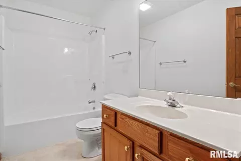 3912 Thackeray Dr, Springfield, IL 62711 photo 25