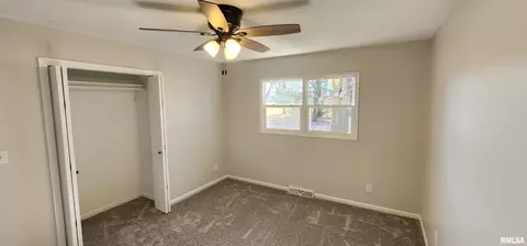 2416 Manchester Dr, Springfield, IL 62704 photo 43