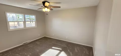 2416 Manchester Dr, Springfield, IL 62704 photo 42