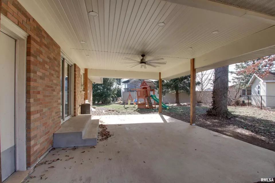  2038 W Wilmar Dr, Quincy, IL 62301 photo 25