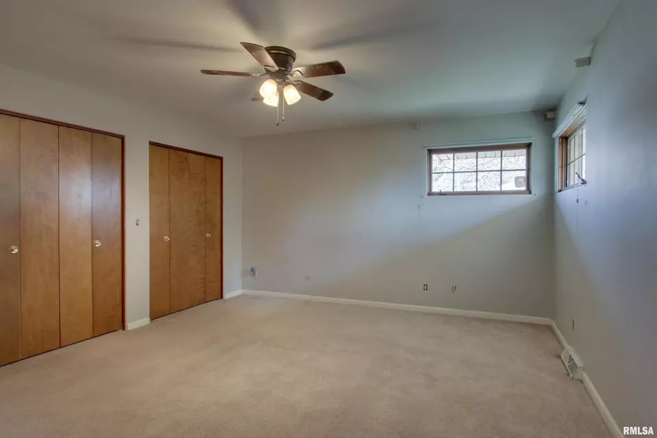  2038 W Wilmar Dr, Quincy, IL 62301 photo 16