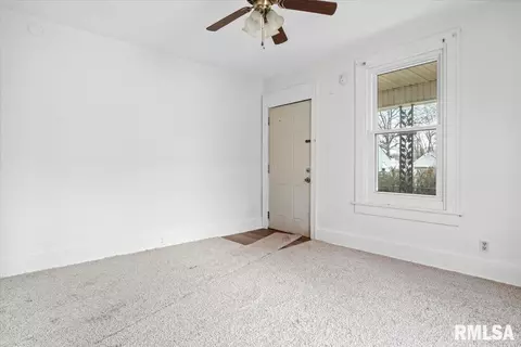 2113 S 13th St, Springfield, IL 62703 photo 6