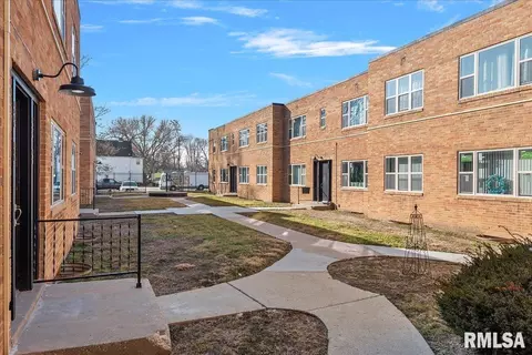101 W Canedy St, Springfield, IL 62704 photo 17