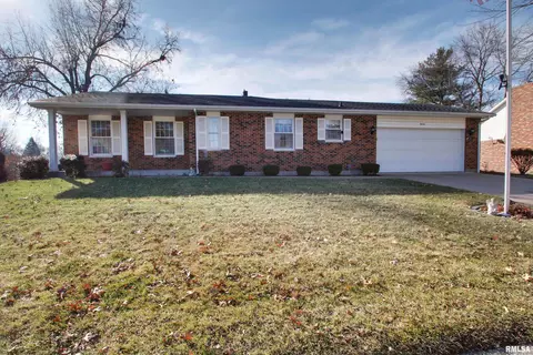 3024 Kingsridge Dr, Quincy, IL 62301