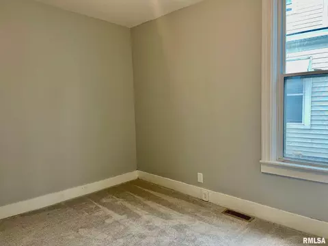 1314 N 8th St, Springfield, IL 62702 photo 11