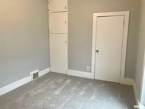 1314 N 8th St, Springfield, IL 62702 photo 13