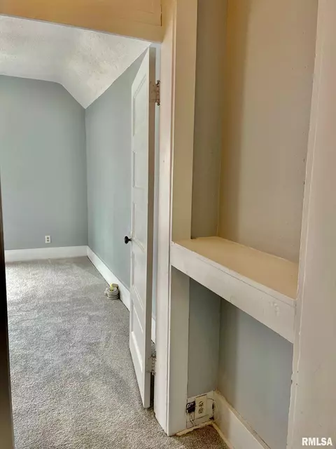 1314 N 8th St, Springfield, IL 62702 photo 14
