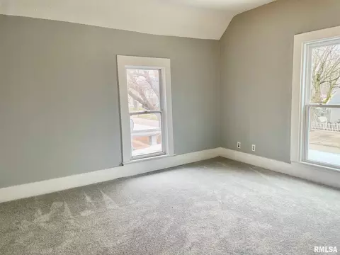 1314 N 8th St, Springfield, IL 62702 photo 15