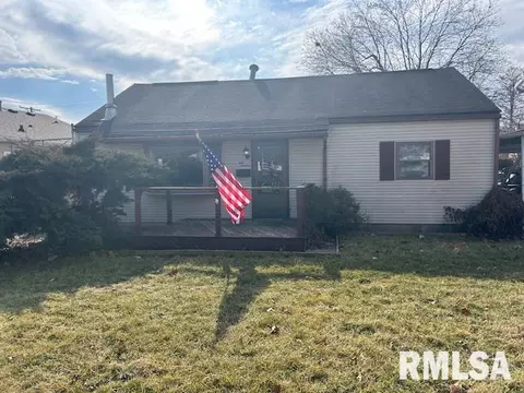1016 W Iles Ave, Springfield, IL 62704