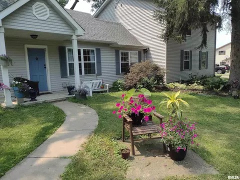 105 N Allen St, Spaulding, IL 62561