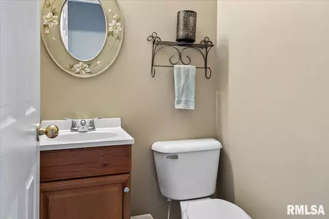 3701 Viking Blvd, Springfield, IL 62712 photo 15