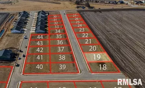 5225 Jade Ln, Springfield, IL 62711