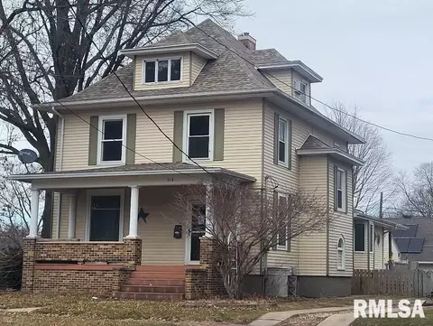 918 W Broadway Ave, Monmouth, IL 61462