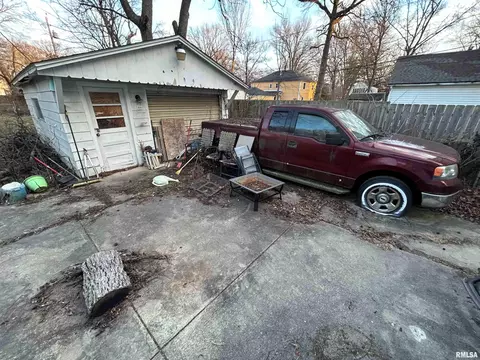 214 S State St, Springfield, IL 62704 photo 10