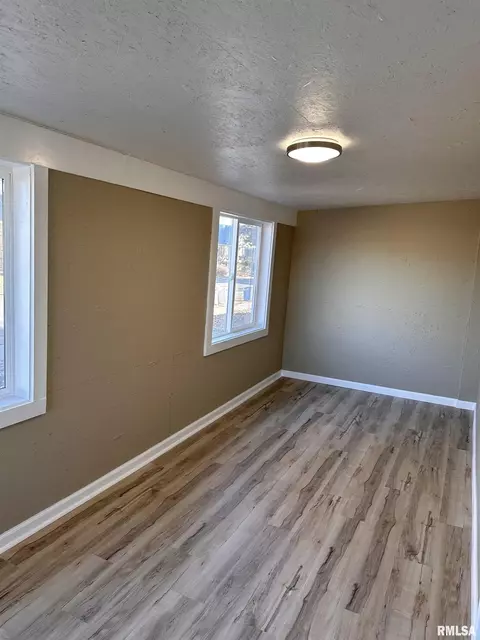 1516 Cummins Ave, Springfield, IL 62702 photo 9