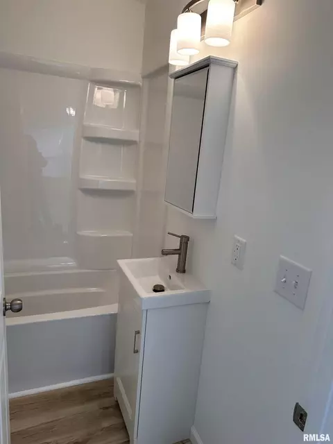 1516 Cummins Ave, Springfield, IL 62702 photo 17